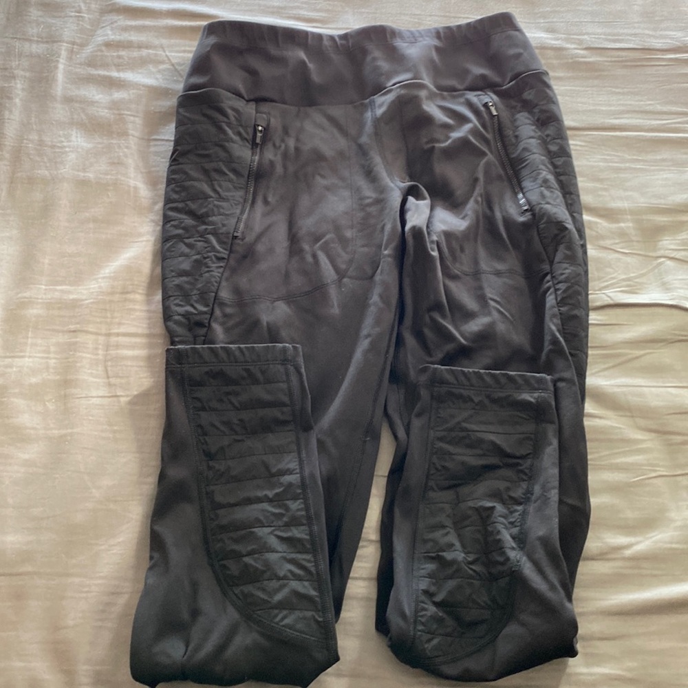 Athleta winter peak hybrid fleece tight leggings M